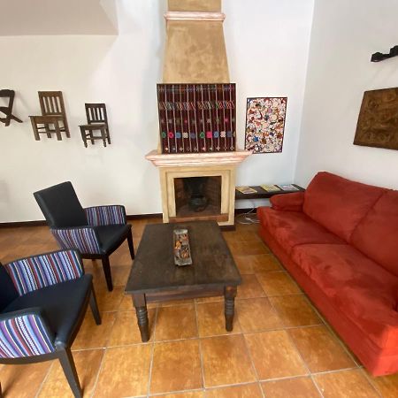 Suite Don Pedro: Hermoso Loft Con Parqueo Gratis! Antigua Екстериор снимка