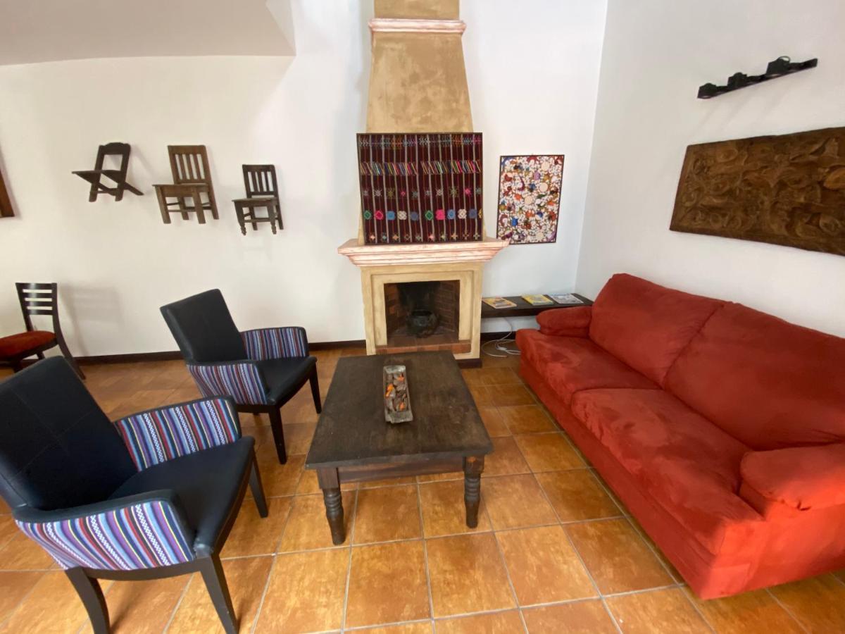 Suite Don Pedro: Hermoso Loft Con Parqueo Gratis! Antigua Екстериор снимка