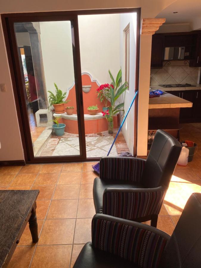 Suite Don Pedro: Hermoso Loft Con Parqueo Gratis! Antigua Екстериор снимка